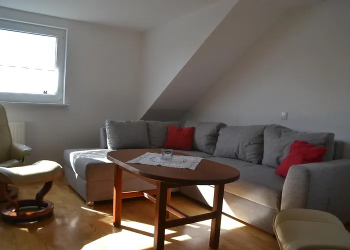 Kellerwald Apartment *